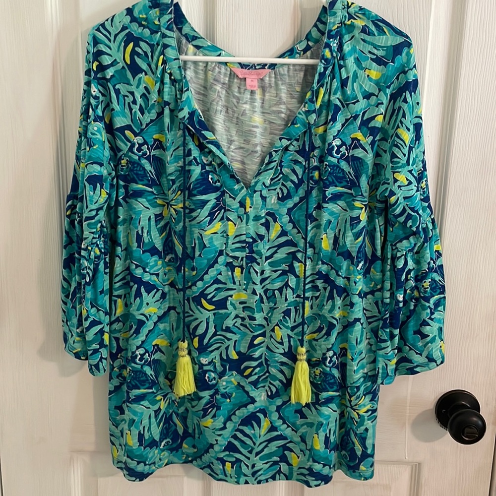 Lilly Pulitzer top size medium